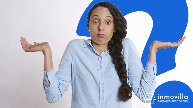 Chica haciéndose la pregunta: ¿qué es un crm inmobiliario y para qué sirve?